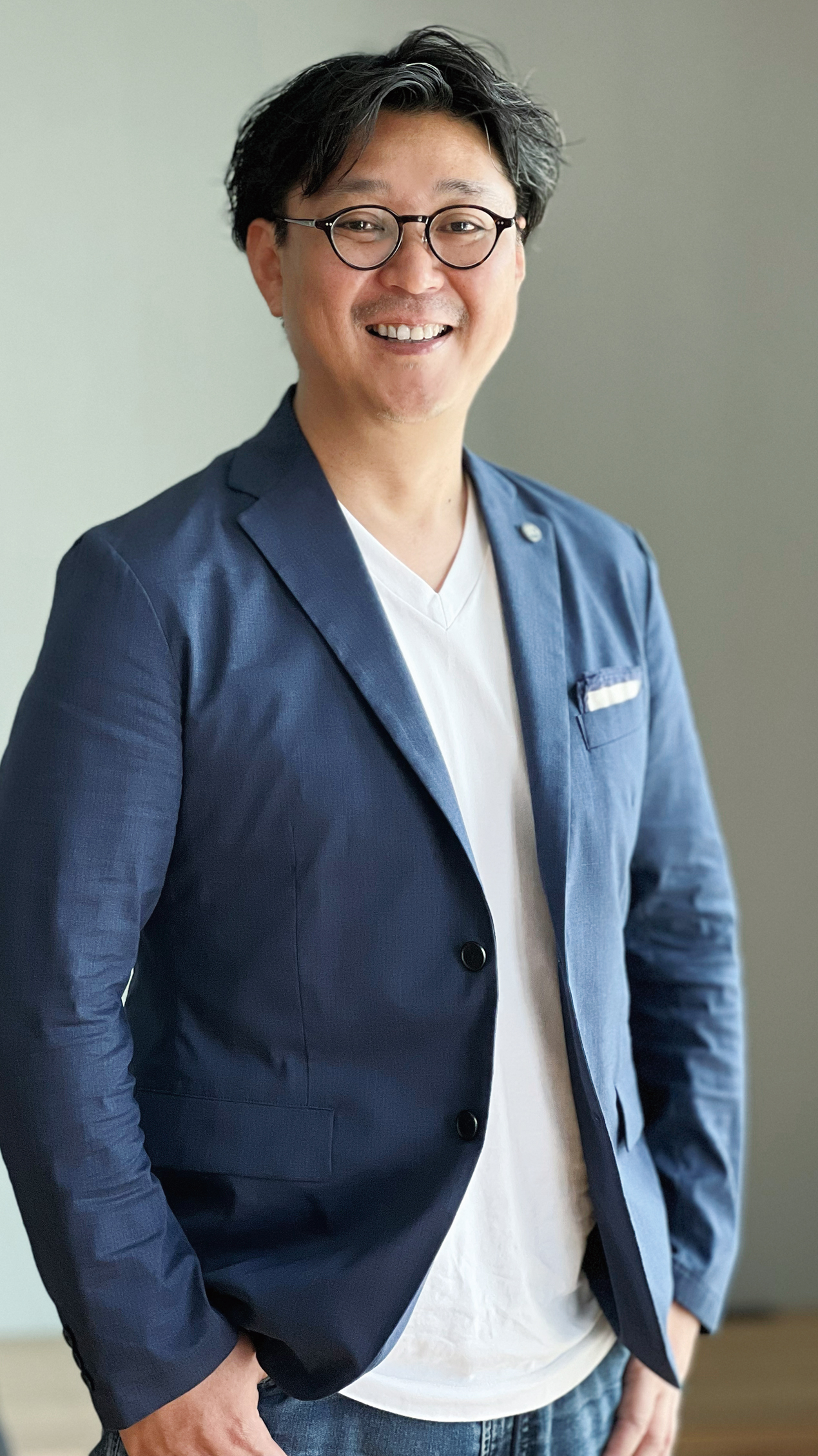取締役 営業本部長　中谷哲郎
